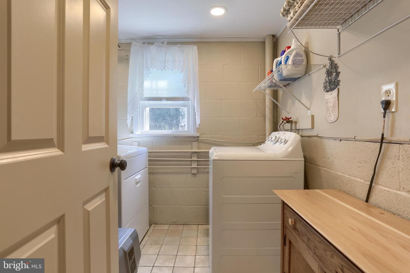 904 S 2nd Avenue photo 46