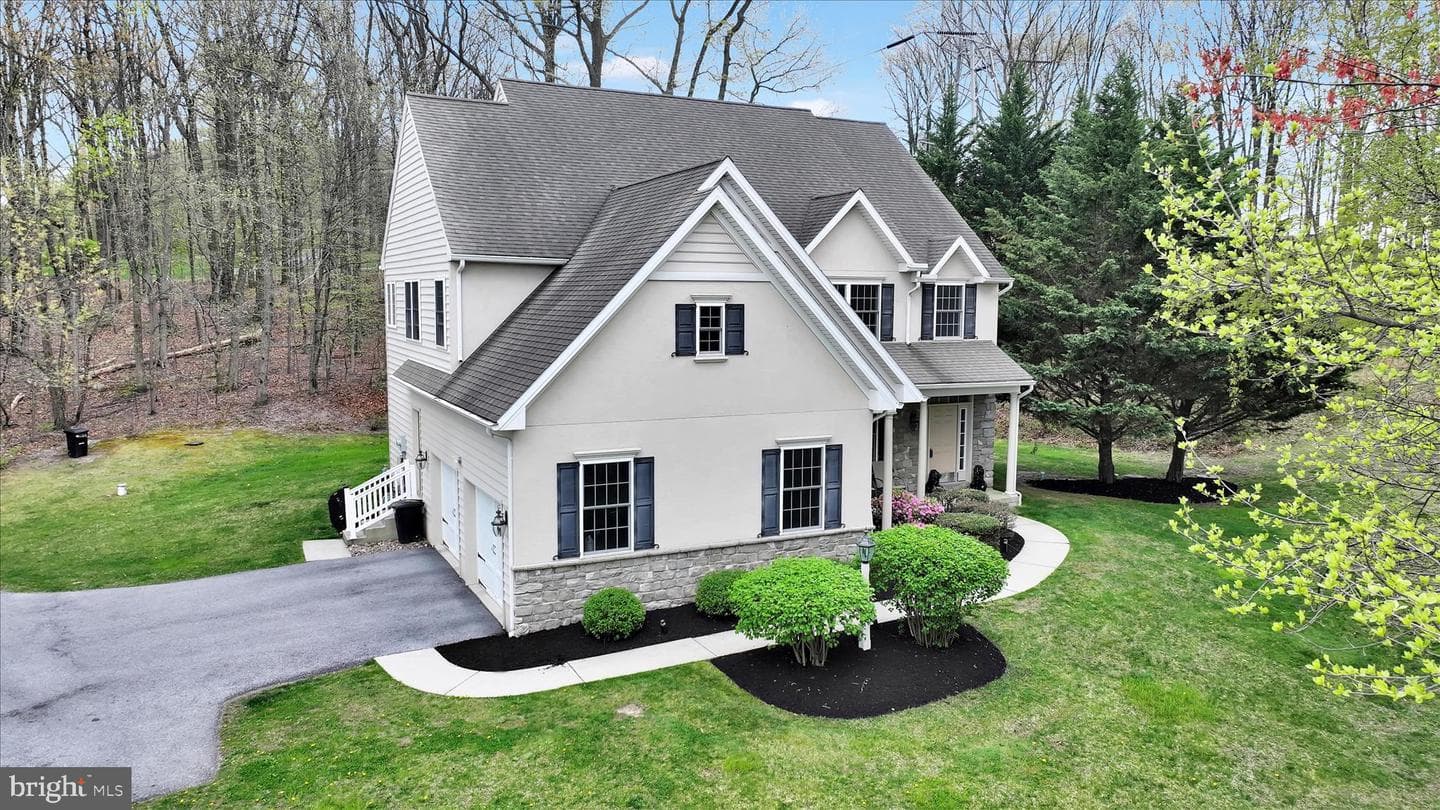 204 Iron Valley Drive photo 4