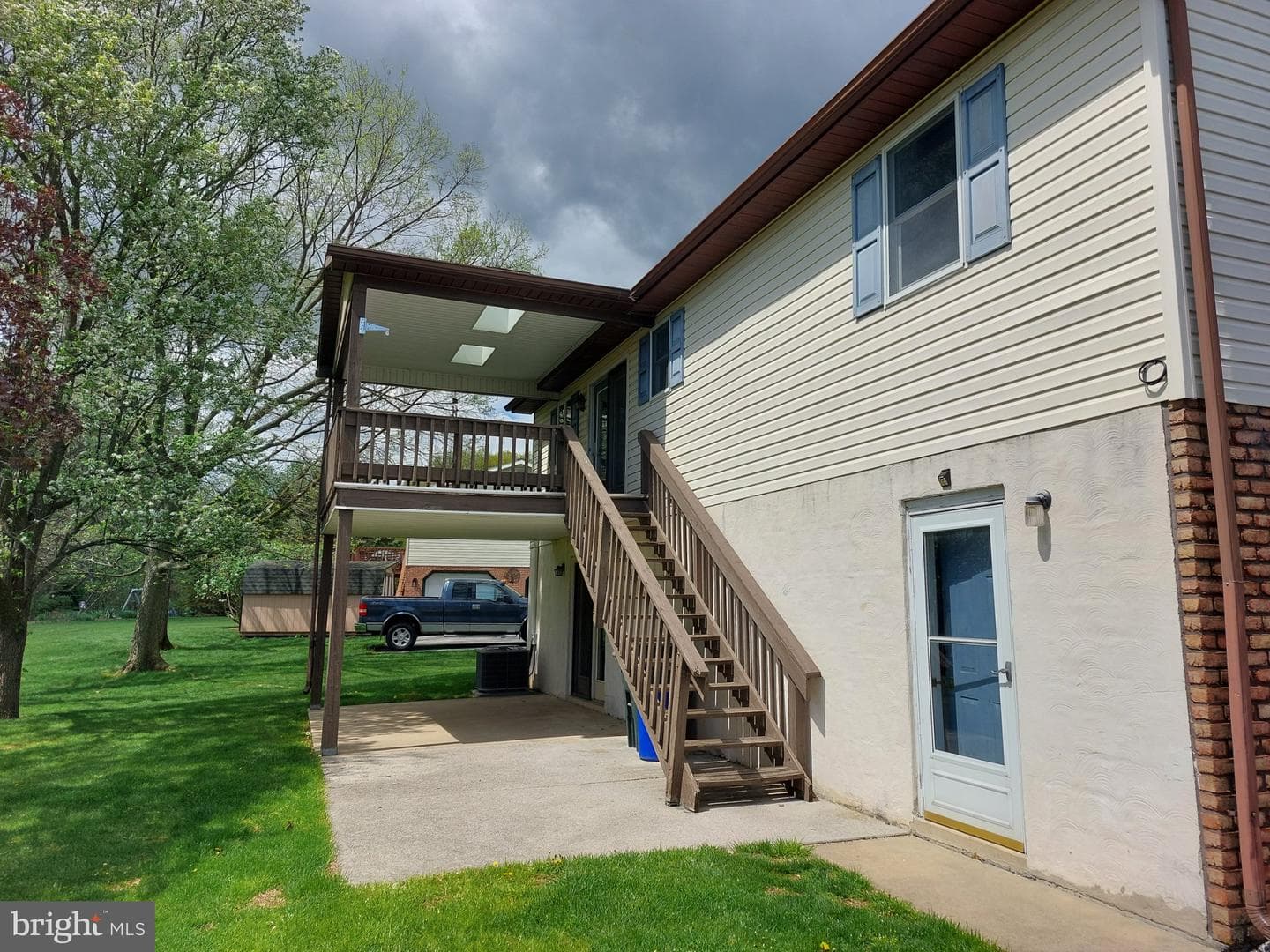912 Poplar Lane photo 39