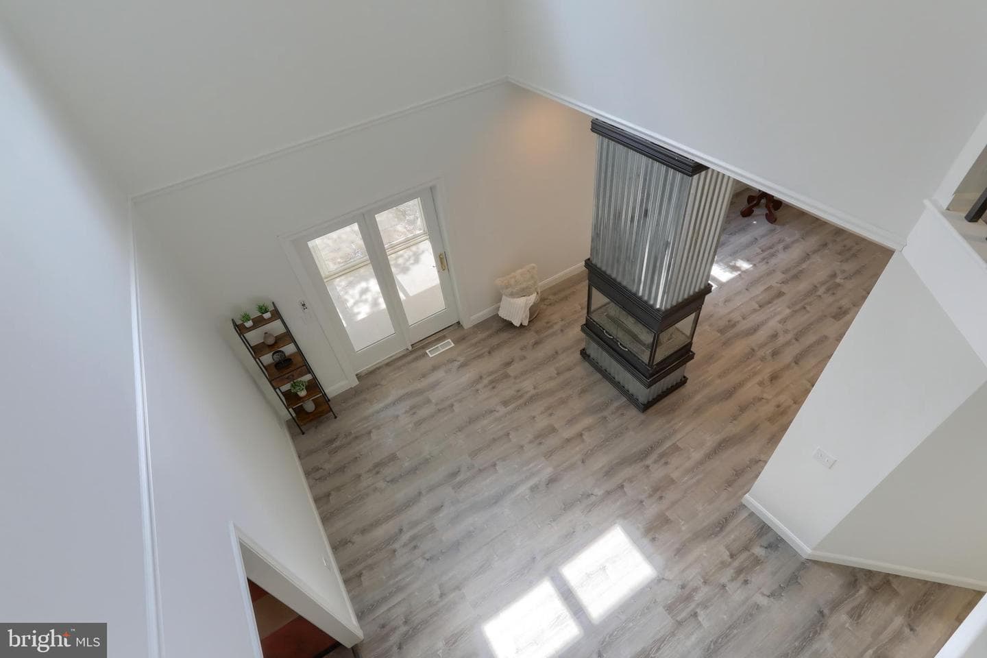 711 Brookside Lane photo 28
