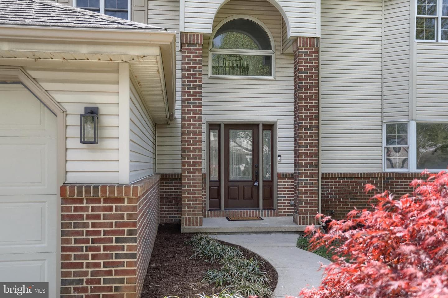 711 Brookside Lane photo 4