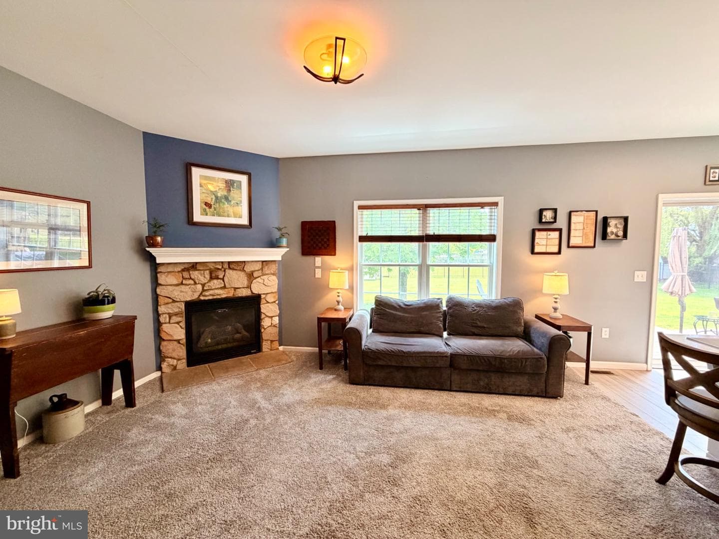 14 Manor Cir photo 3