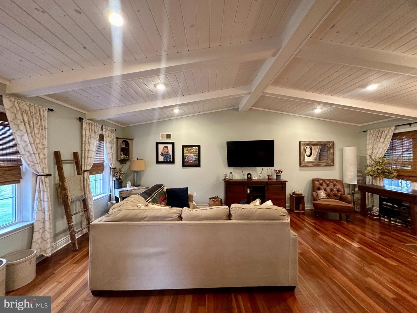 123 Twin Creeks Drive photo 17