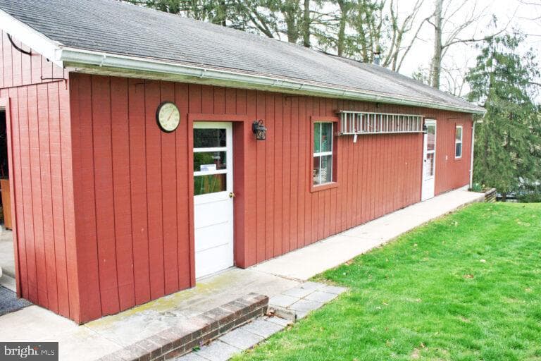 2101 S Forge Road photo 30