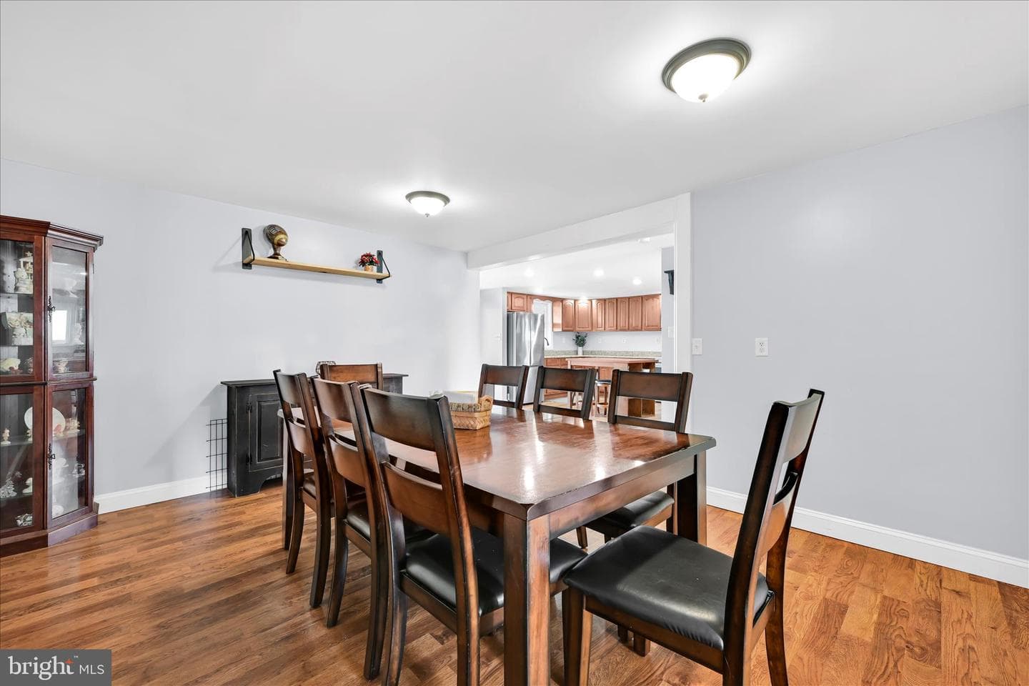 547 W Main Avenue photo 12
