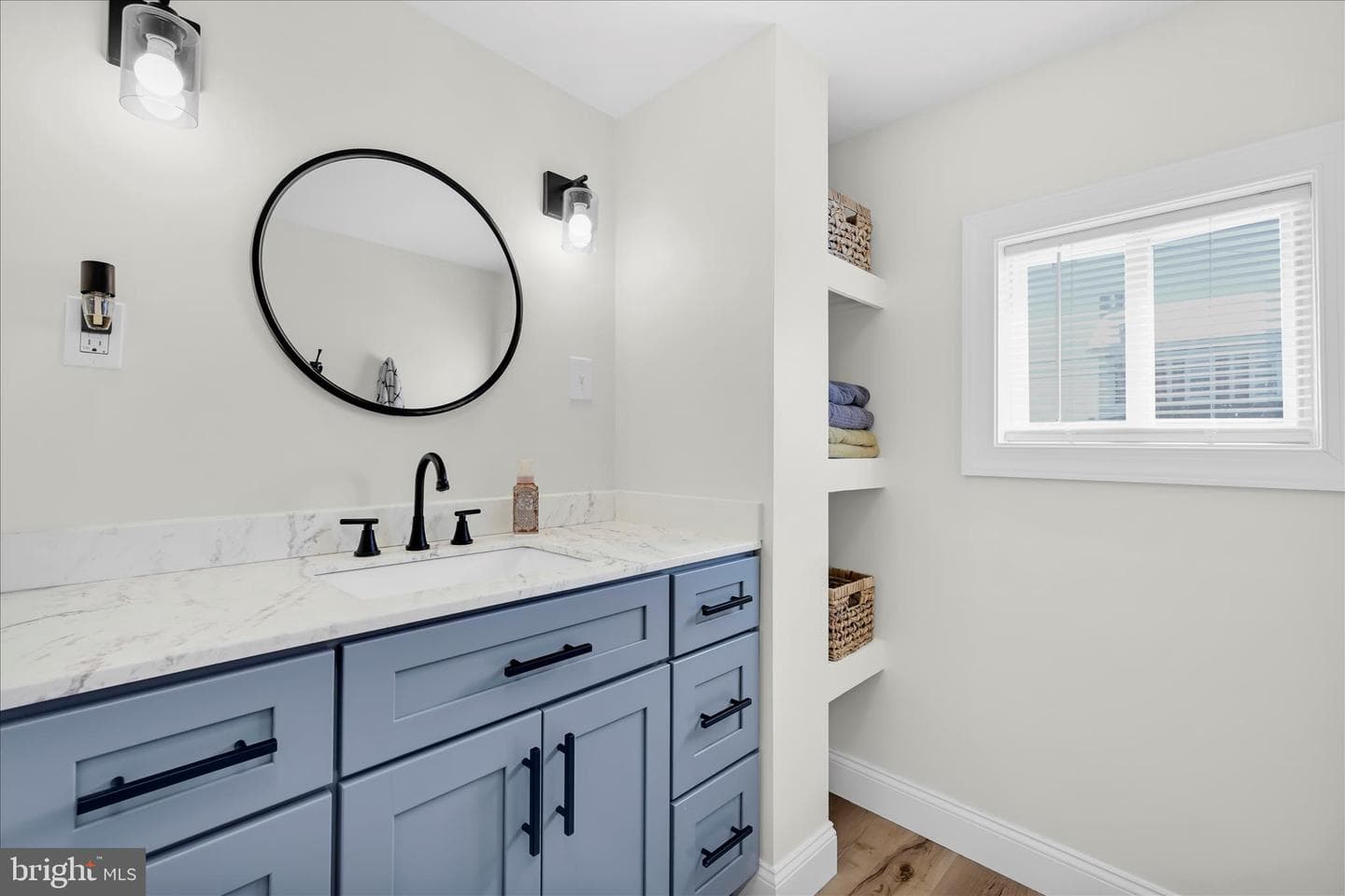 547 W Main Avenue photo 14
