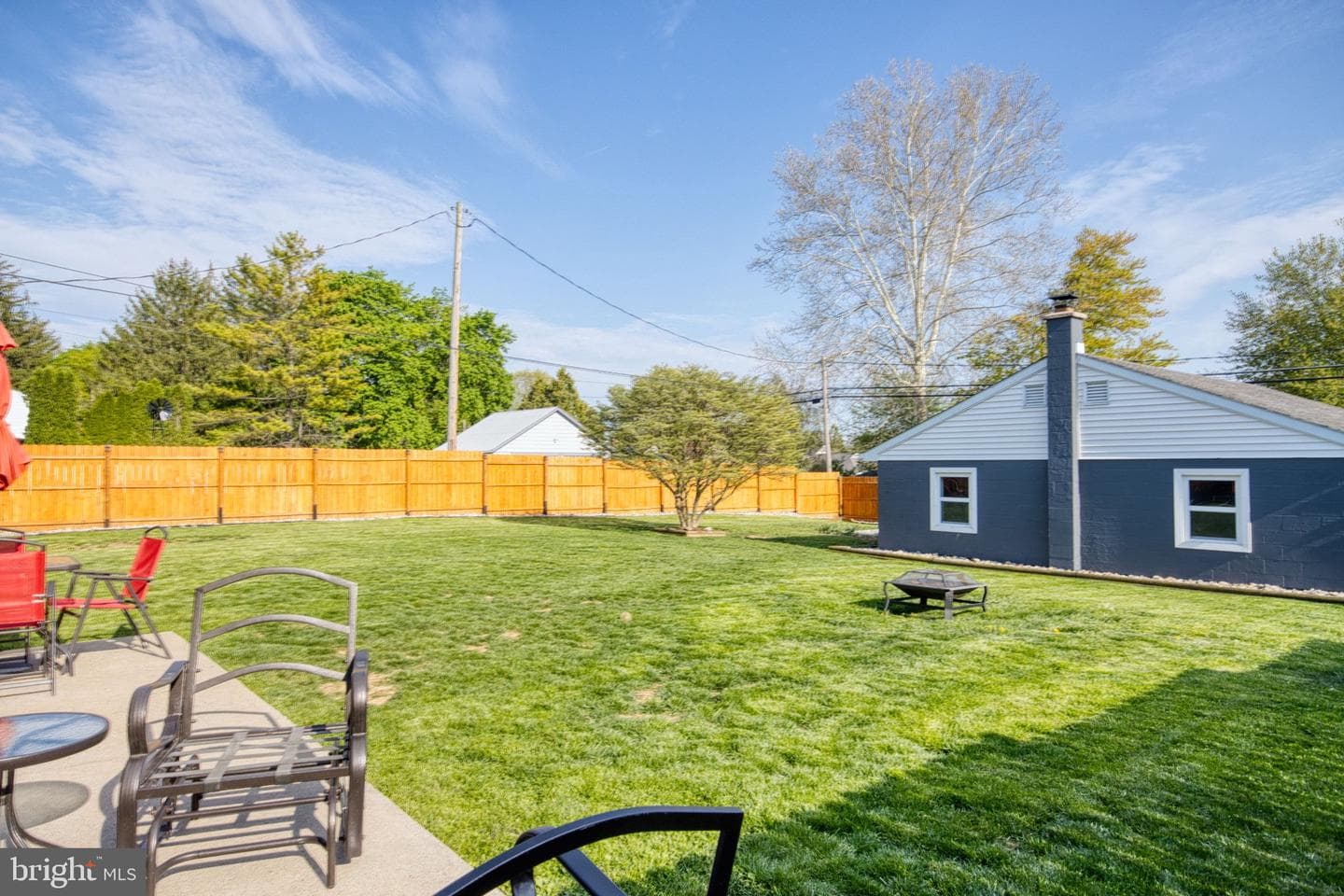 220 W Penn Avenue photo 2