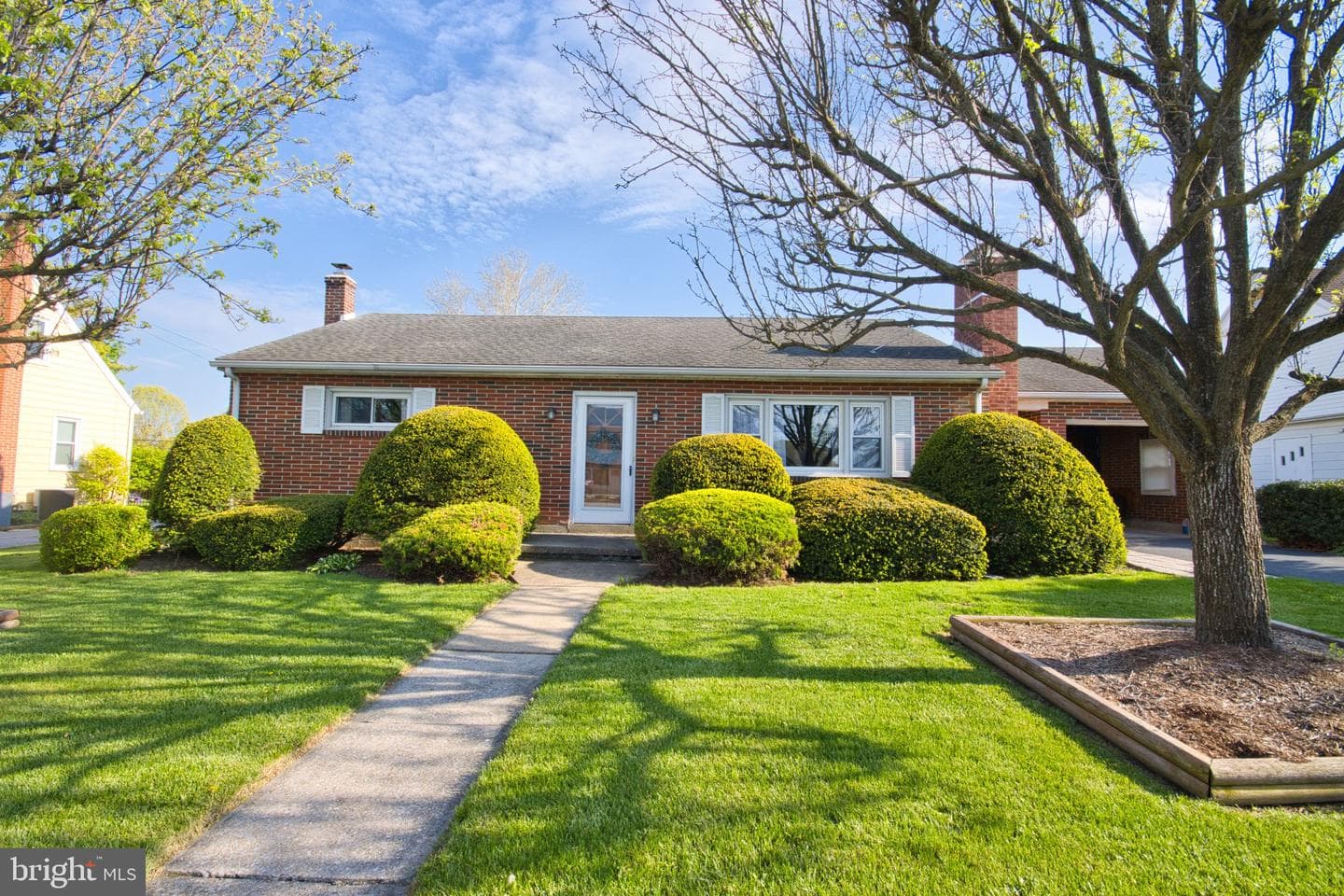 220 W Penn Avenue photo 56