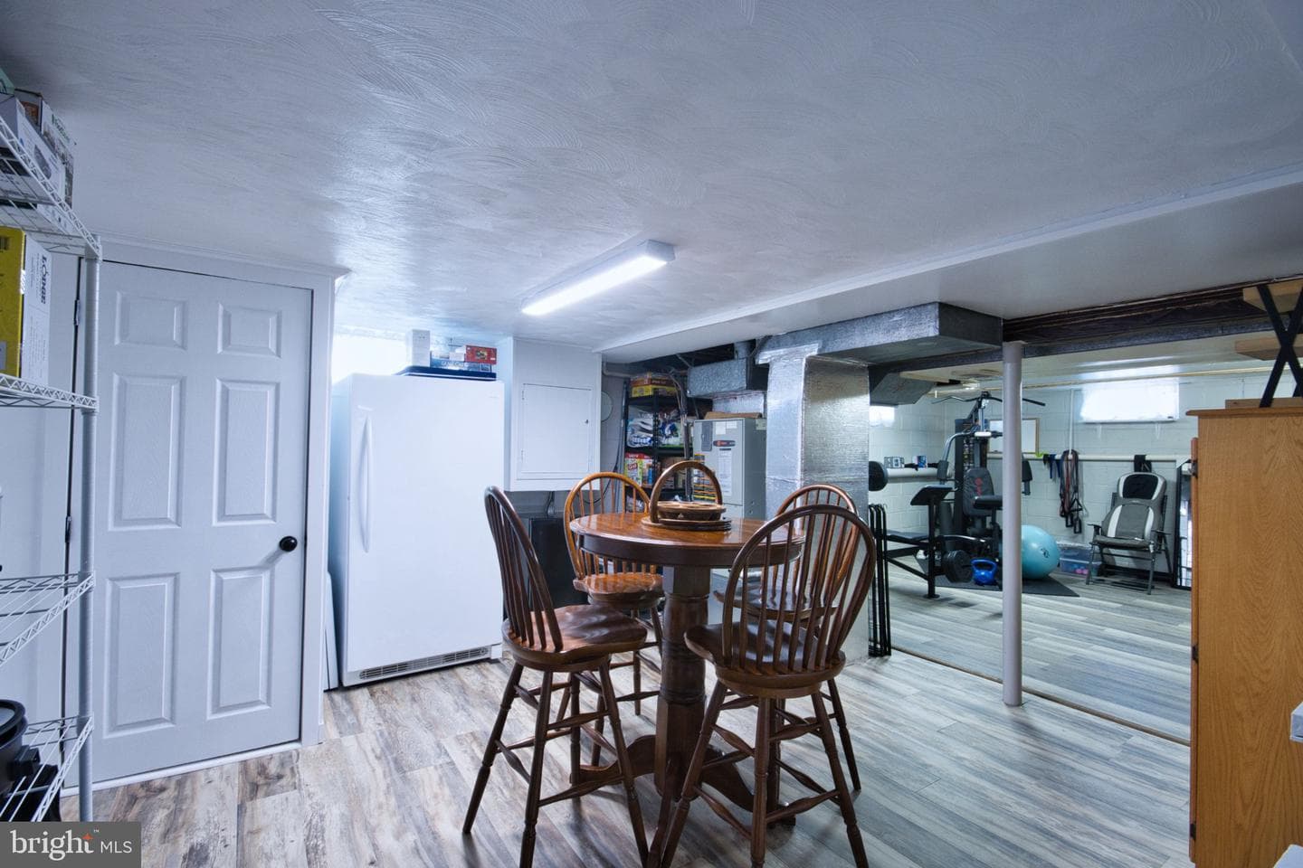 220 W Penn Avenue photo 7