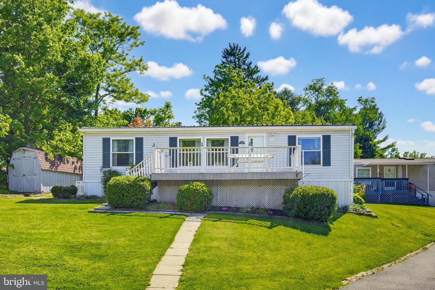 315 Lewis Road photo 10