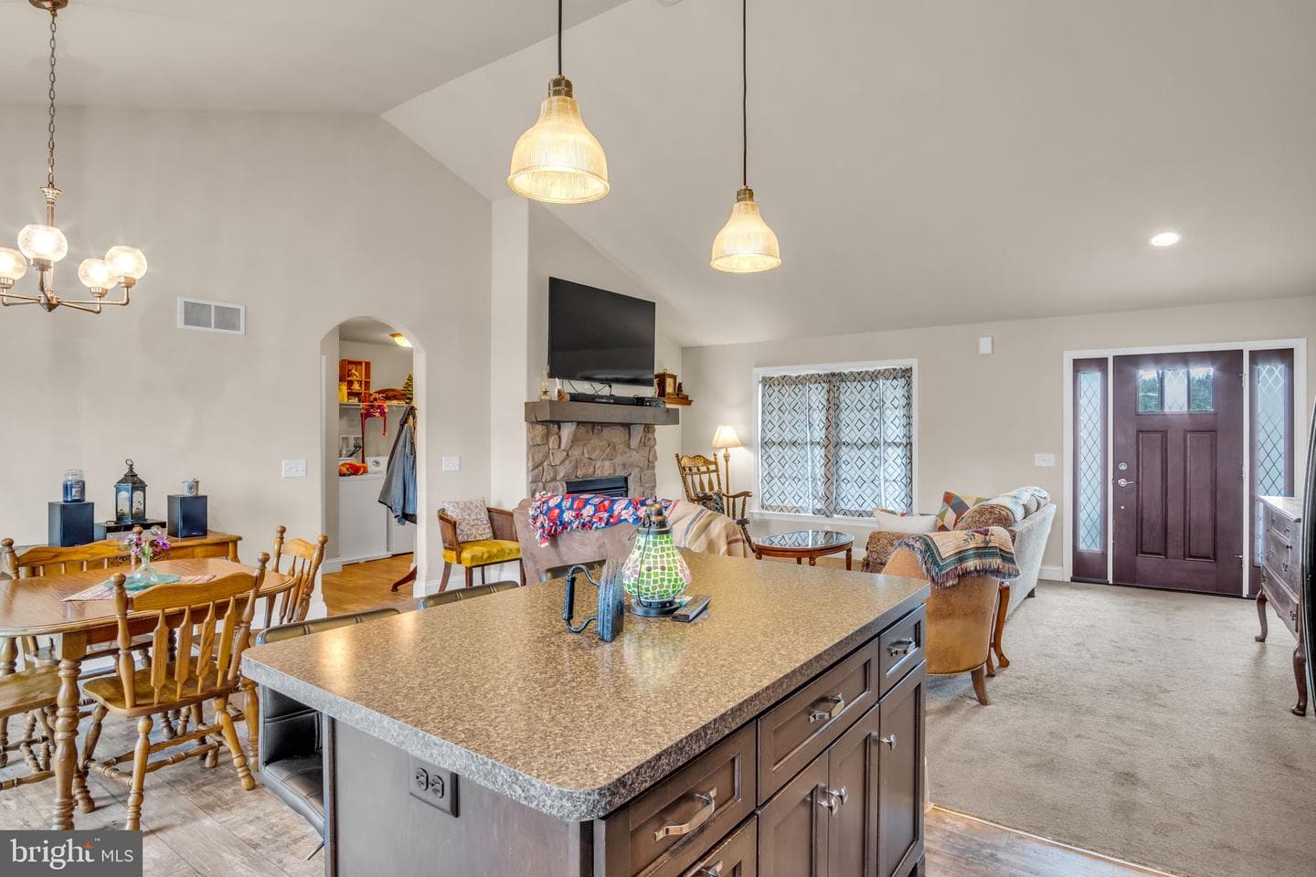 1519 Rolling Meadow Road photo 11