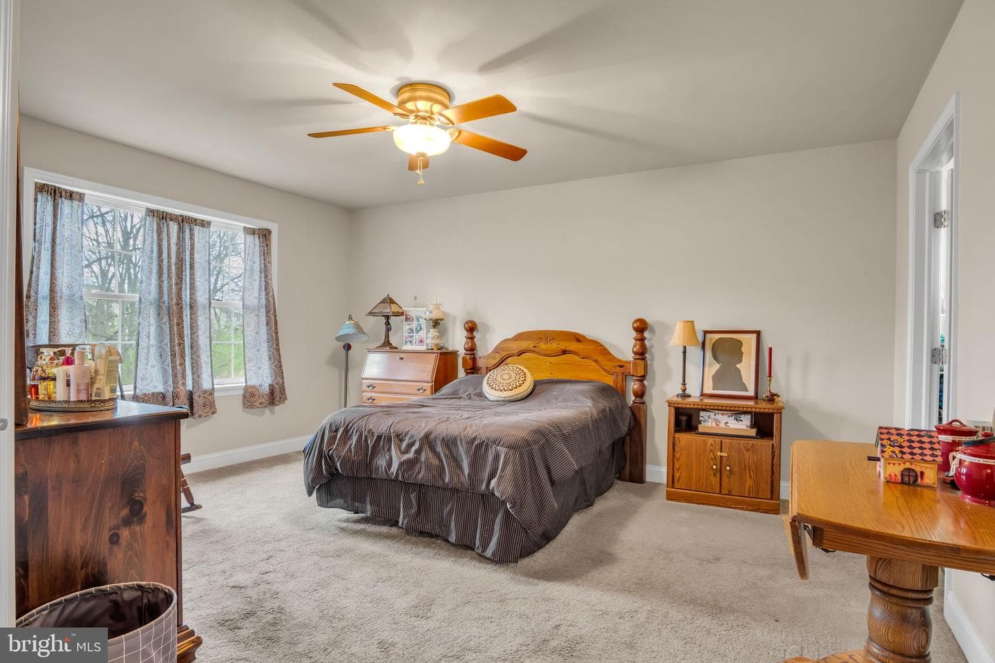 1519 Rolling Meadow Road photo 16
