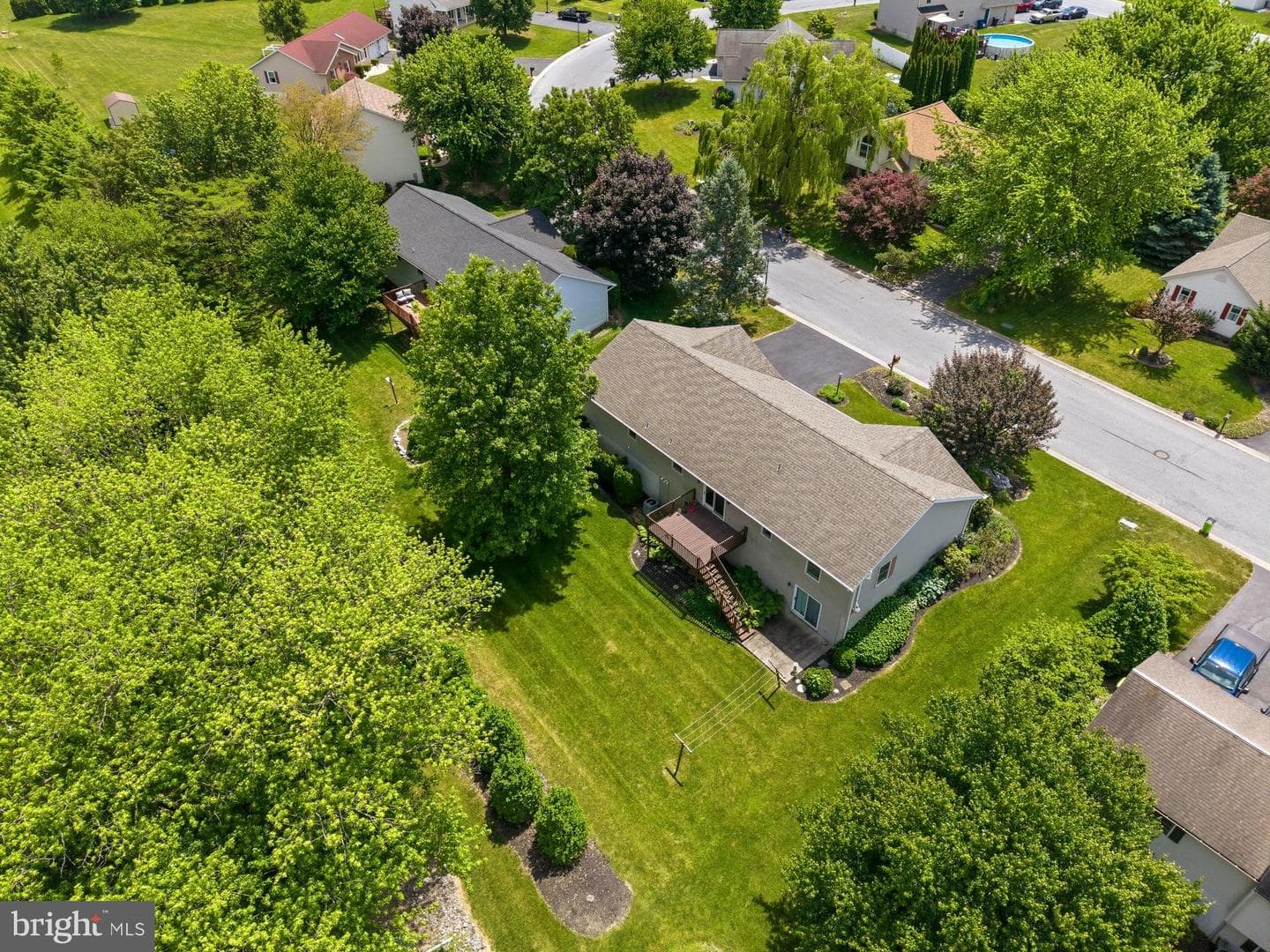 630 Richfield Drive photo 35