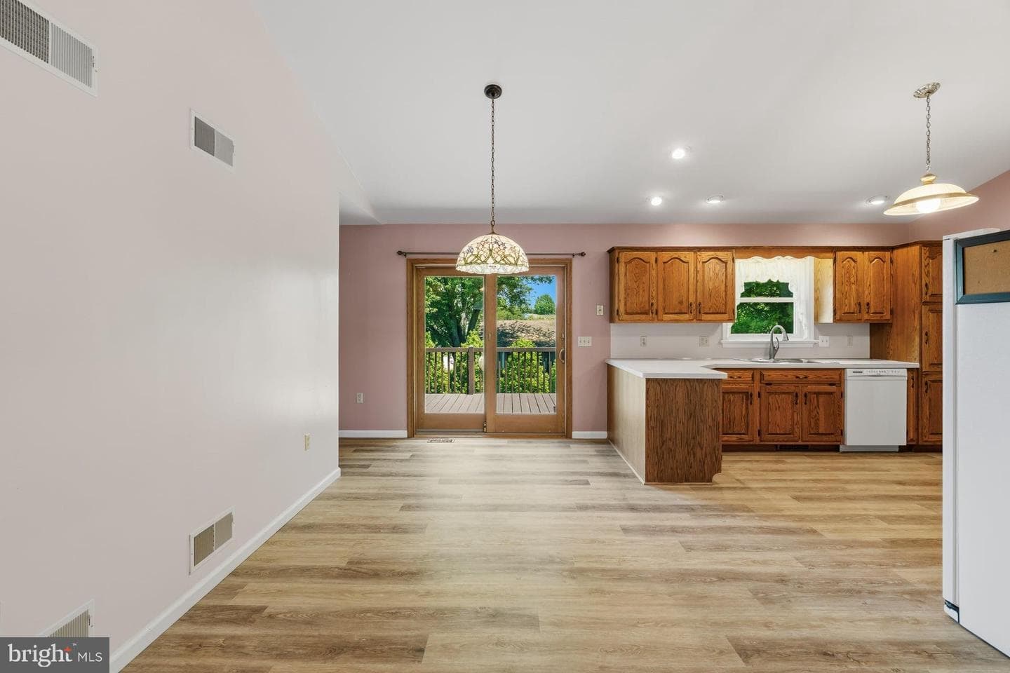 630 Richfield Drive photo 9