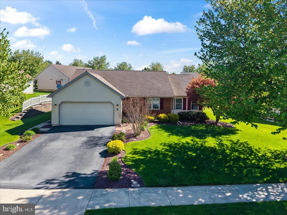 6 Springhouse Drive