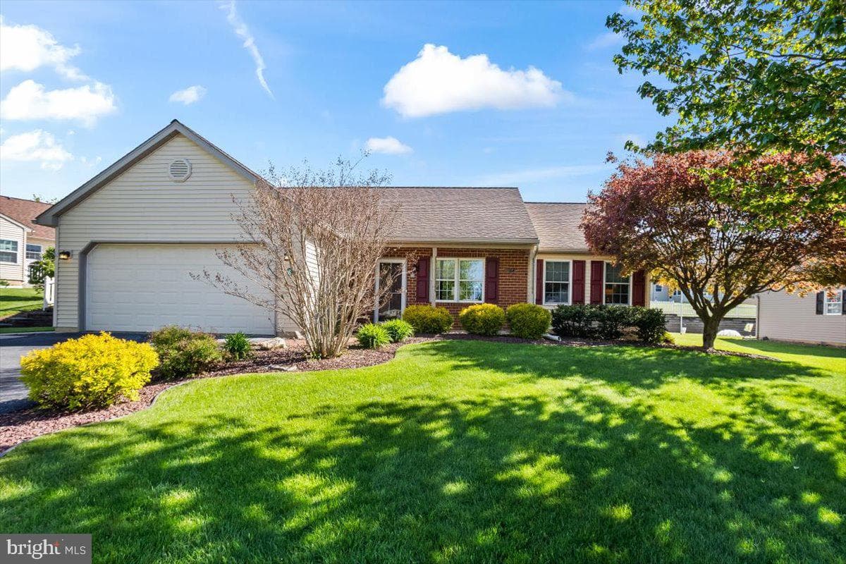 6 Springhouse Drive photo 2