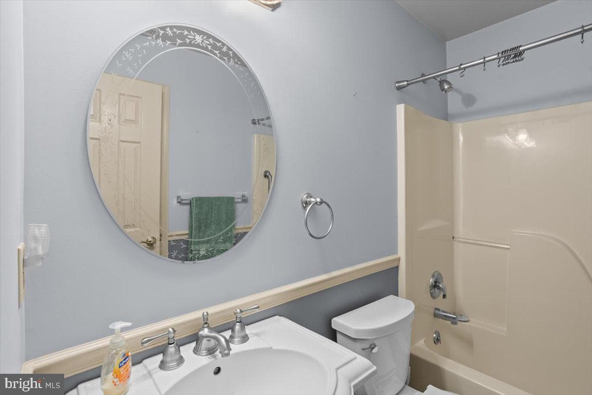 6 Springhouse Drive photo 28