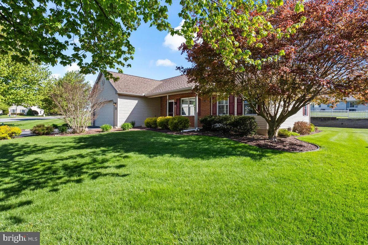 6 Springhouse Drive photo 3