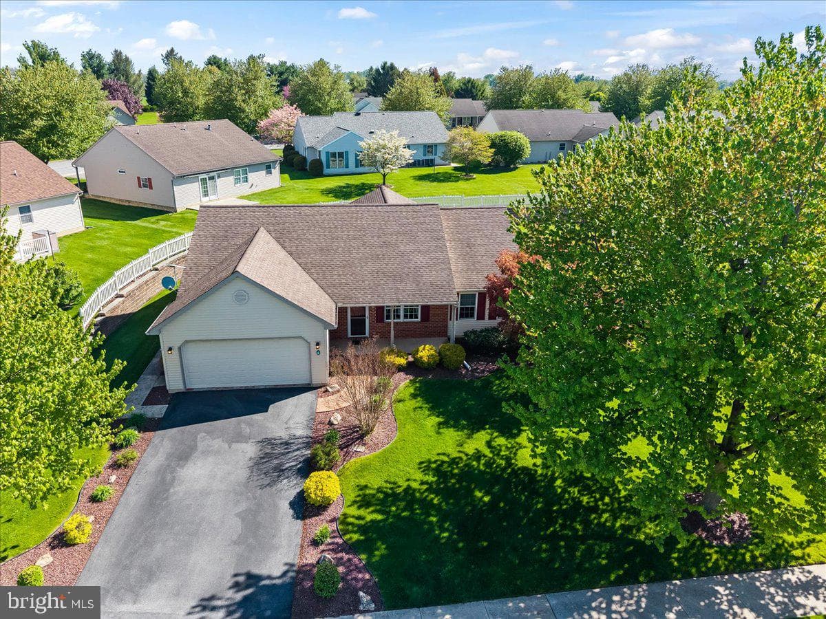 6 Springhouse Drive photo 35