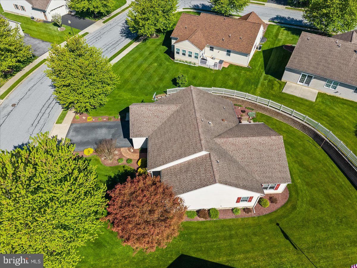 6 Springhouse Drive photo 39