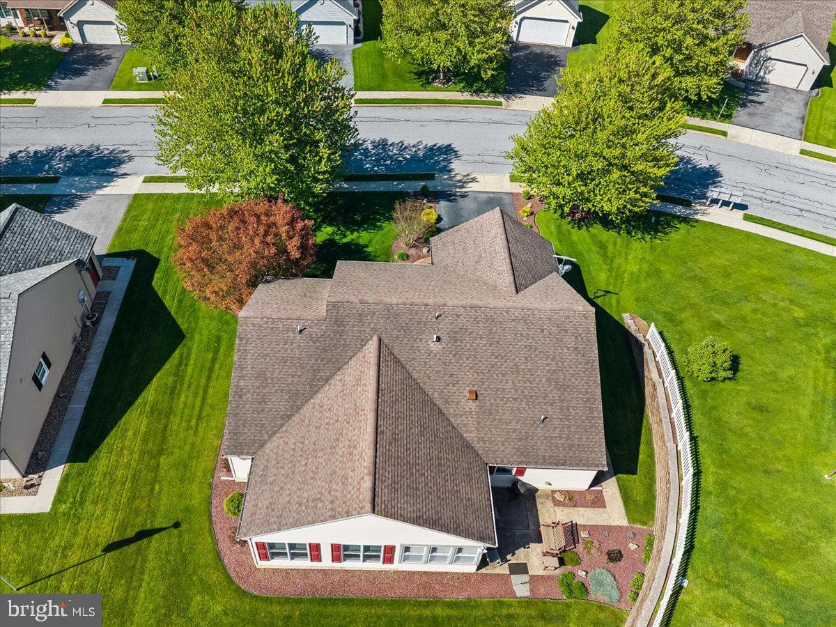 6 Springhouse Drive photo 40