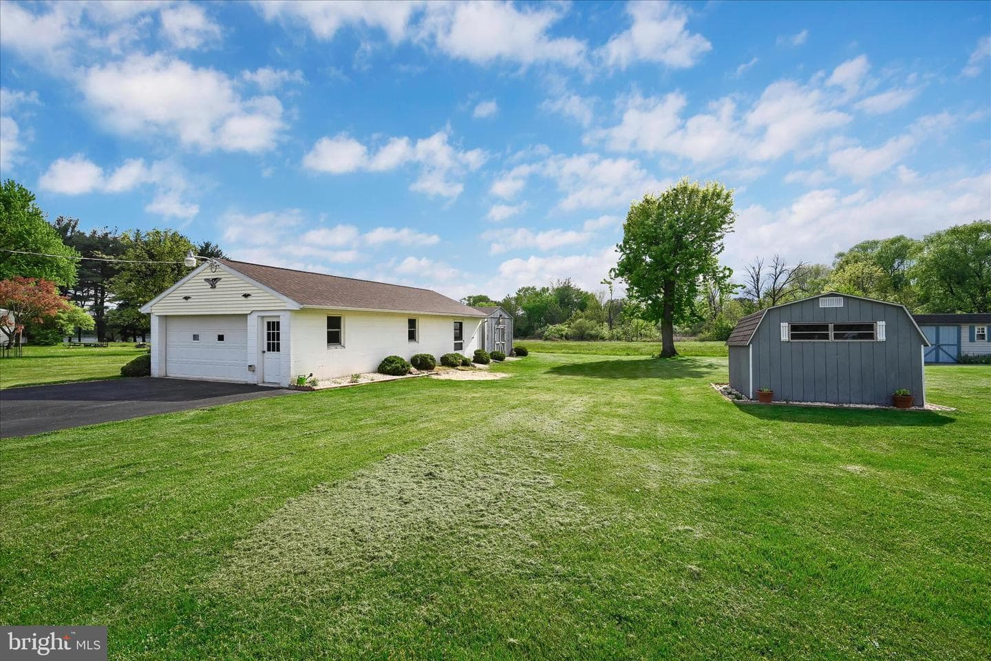265 Narrows Drive photo 31