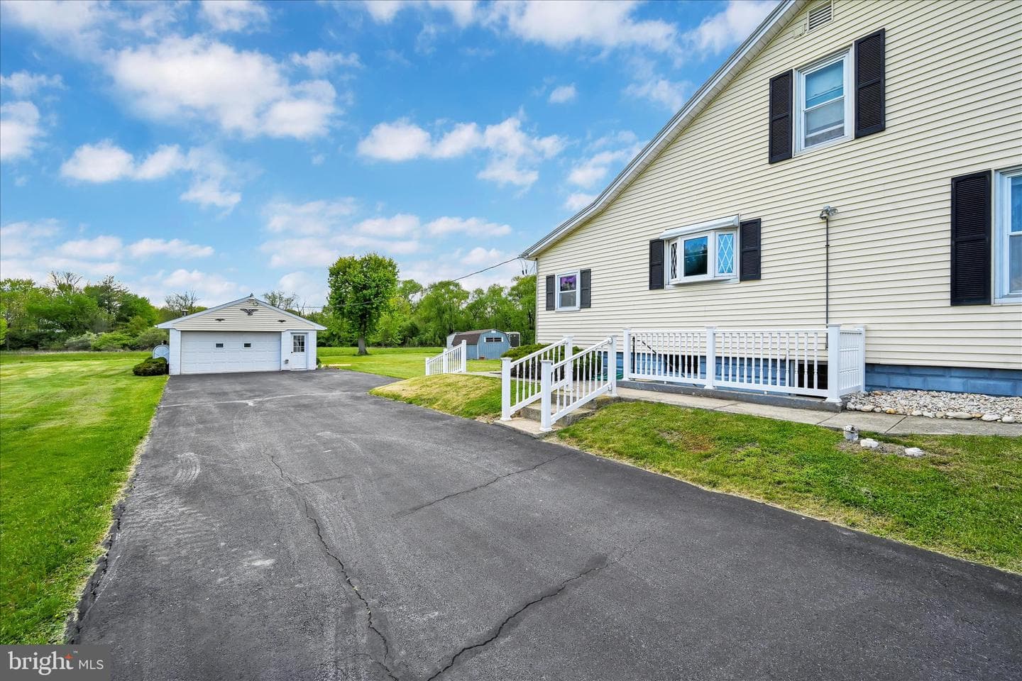 265 Narrows Drive photo 6