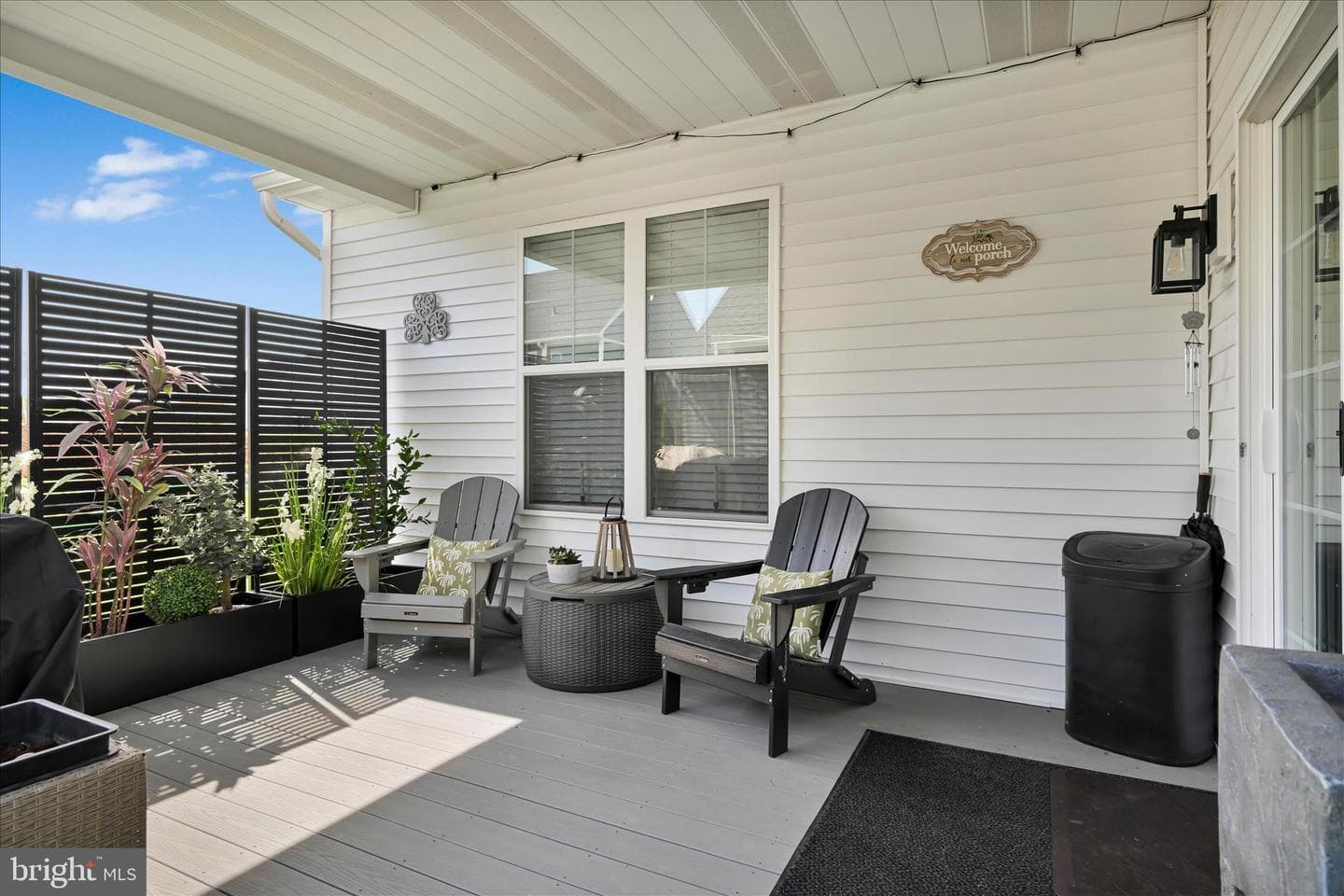 109 Bellflower Avenue photo 28