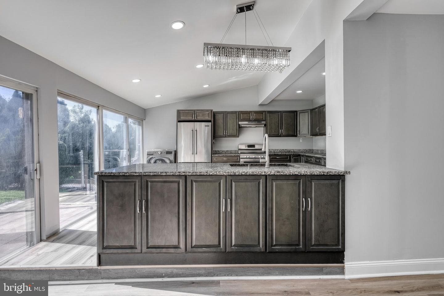 945 Cornwall Road photo 19