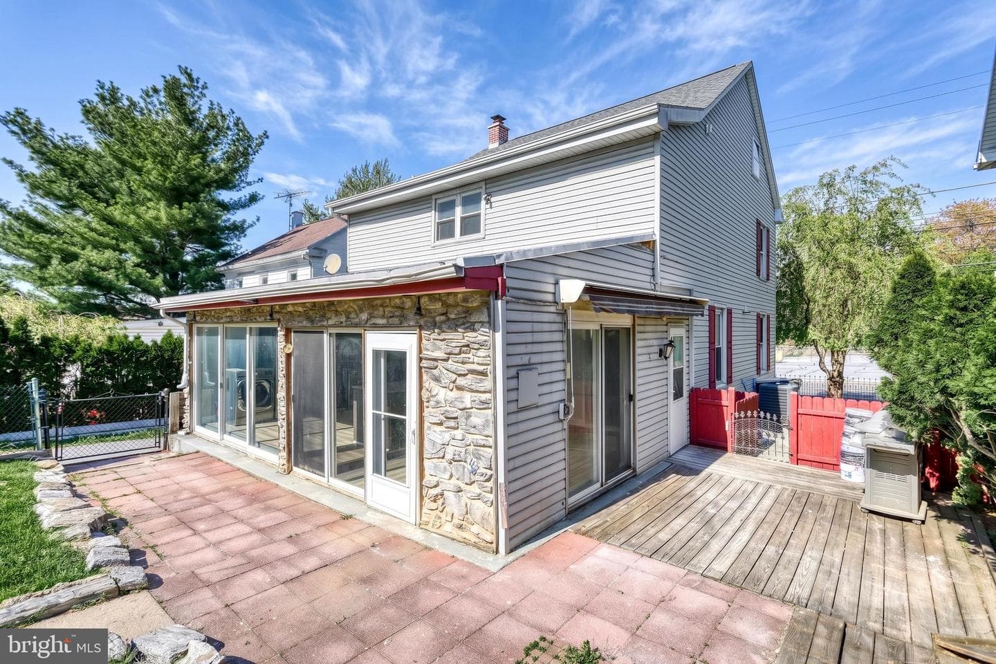 945 Cornwall Road photo 41