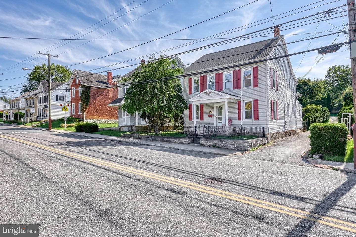 945 Cornwall Road photo 5