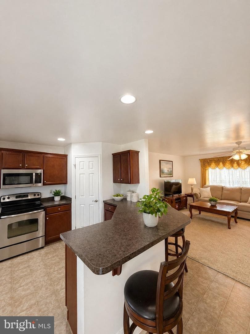 852 Walnut Crest Drive photo 9