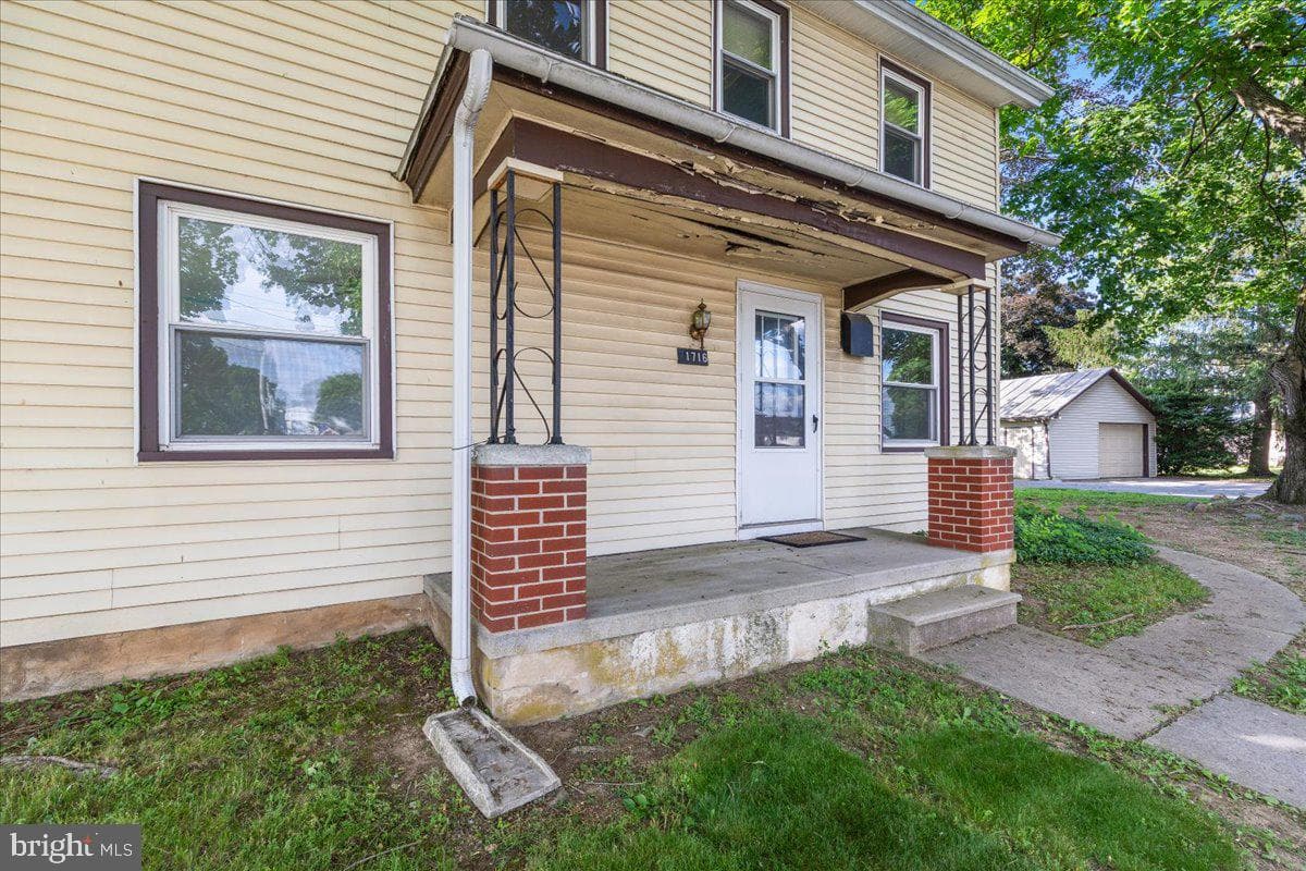 1716 Blacks Bridge Road photo 8