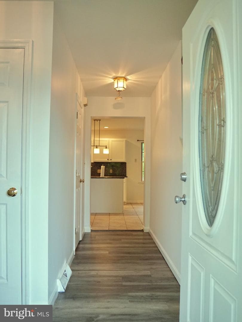 69 English Drive photo 5
