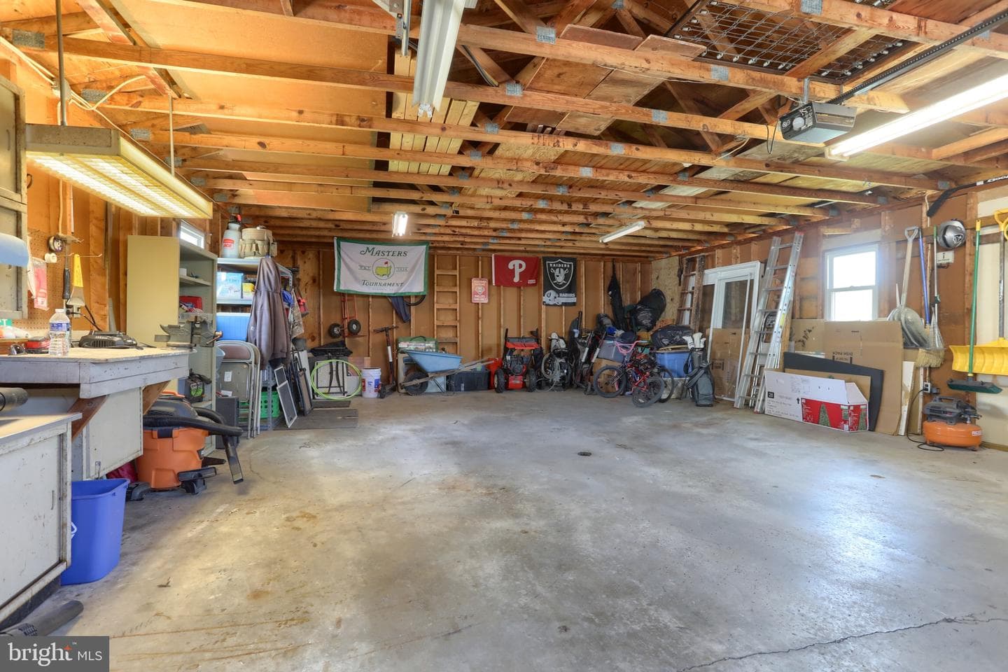 530 E Rosebud Road photo 24