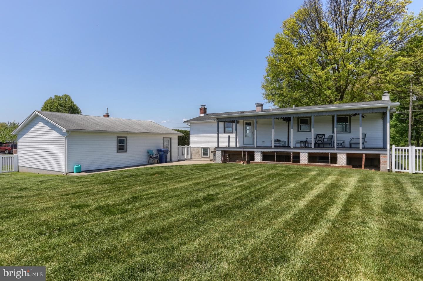 530 E Rosebud Road photo 27
