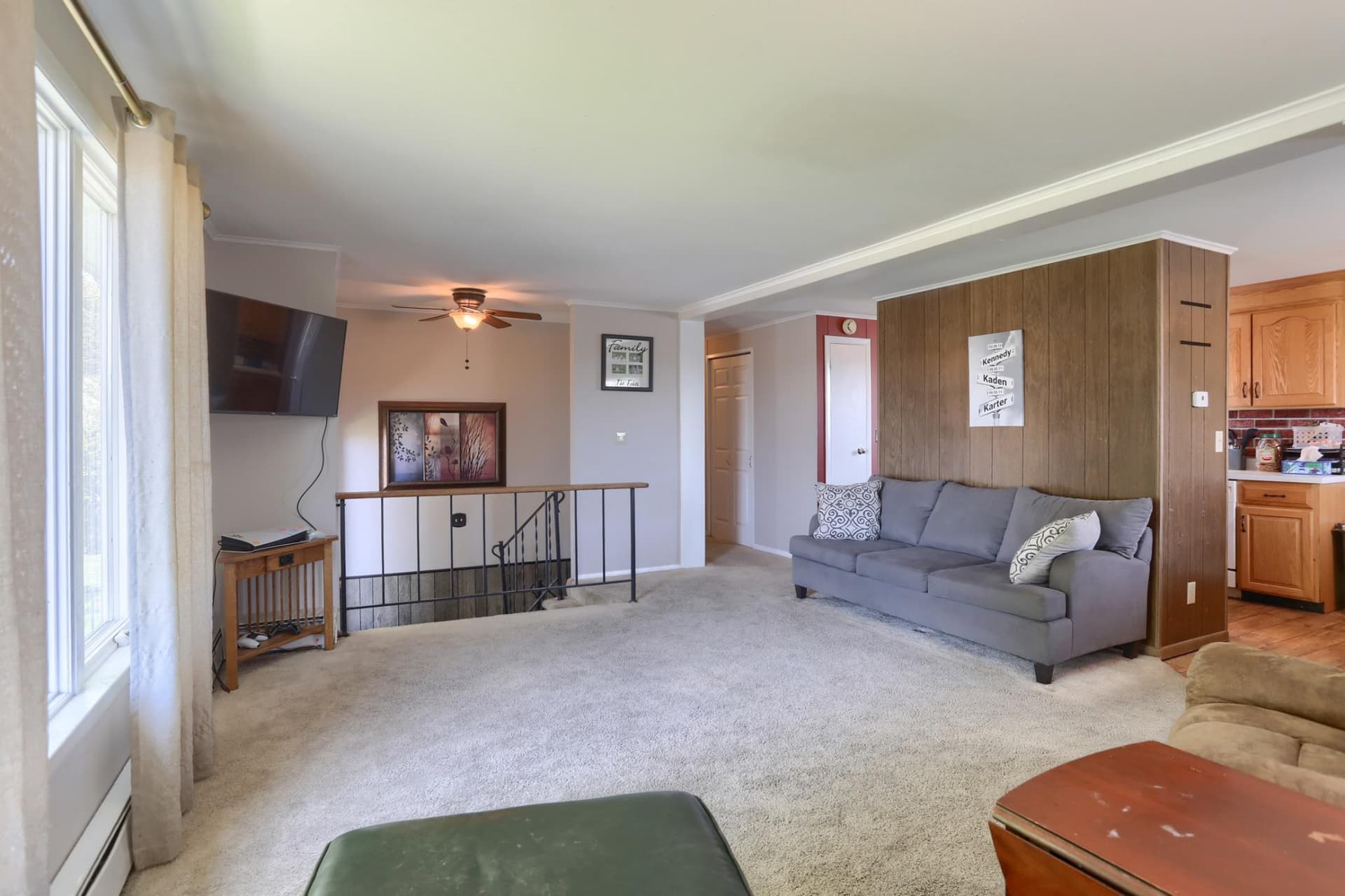 530 E Rosebud Road photo 5
