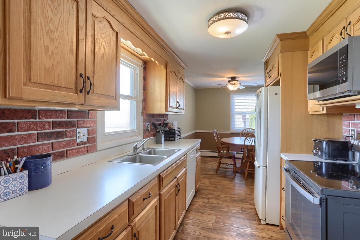 530 E Rosebud Road photo 9