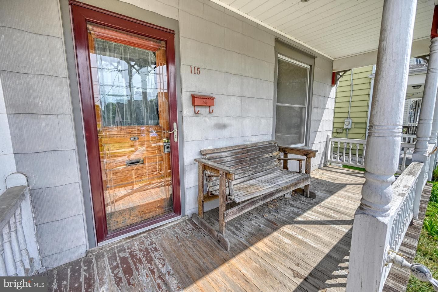 115 W Carpenter Avenue photo 2