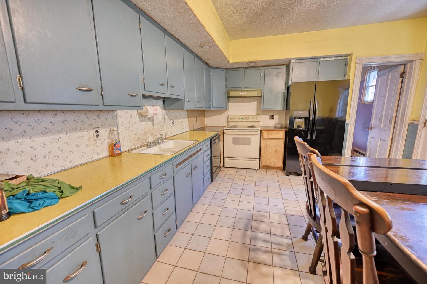 115 W Carpenter Avenue photo 9