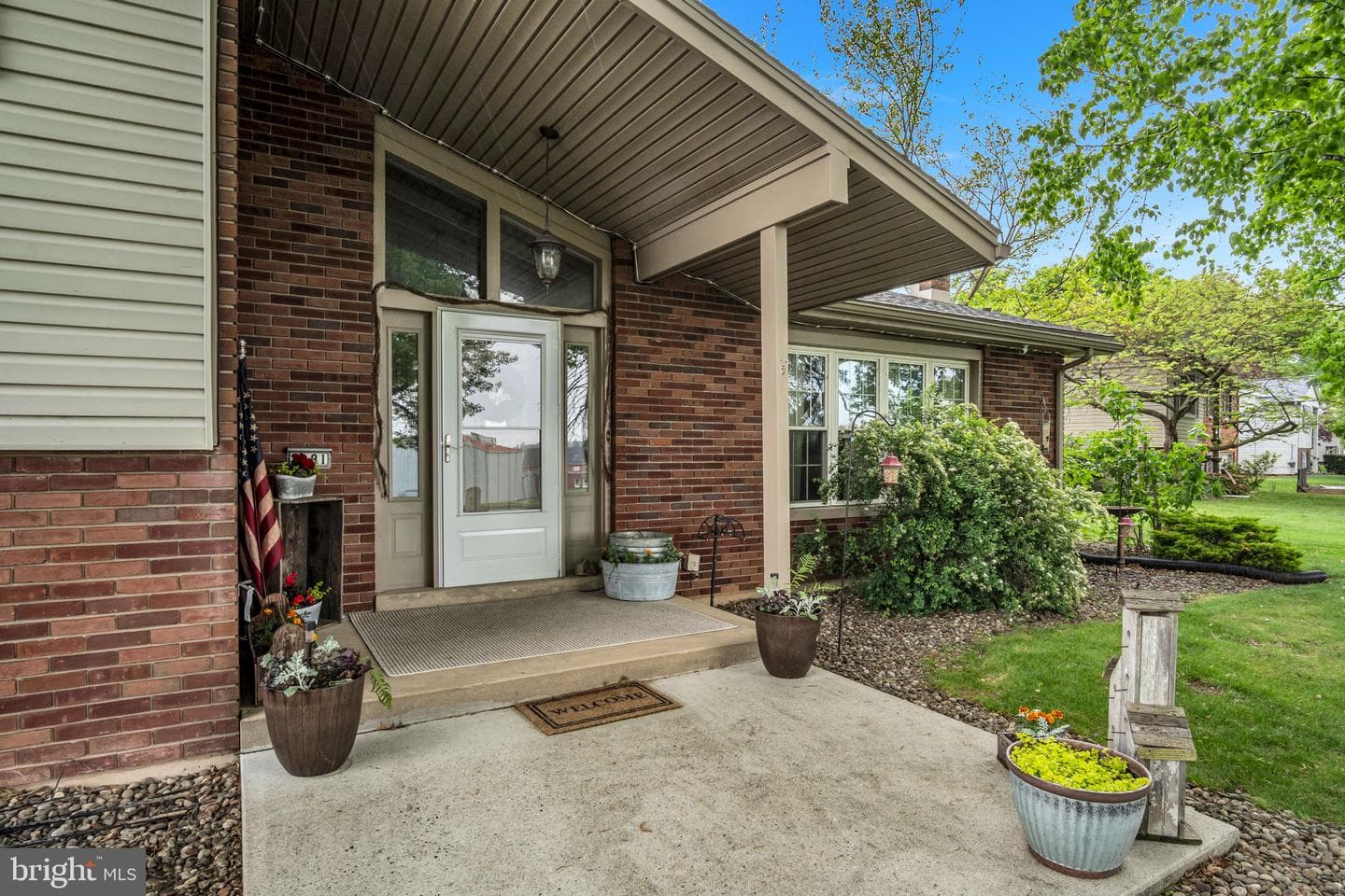 2181 Long Lane photo 2