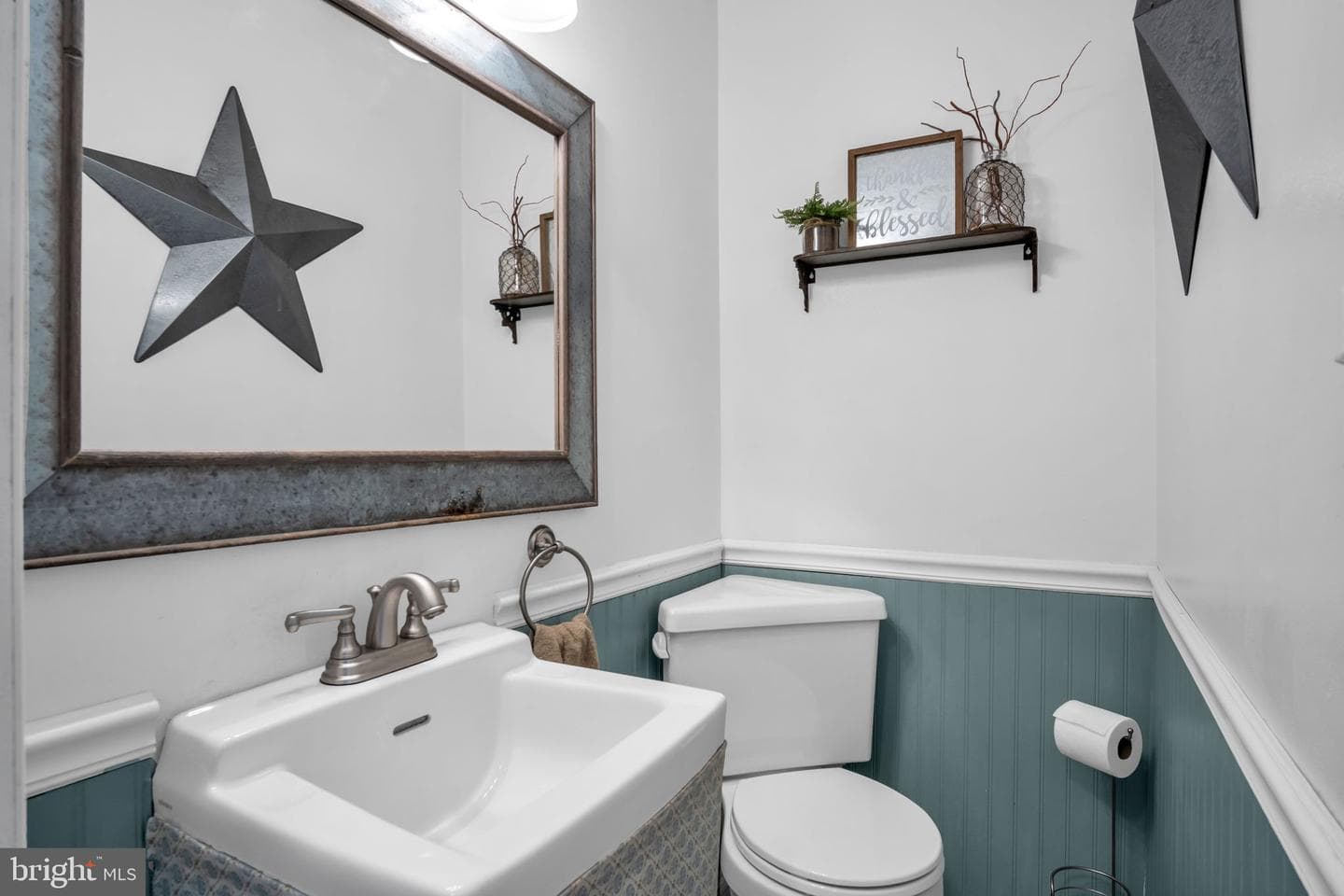 2181 Long Lane photo 20