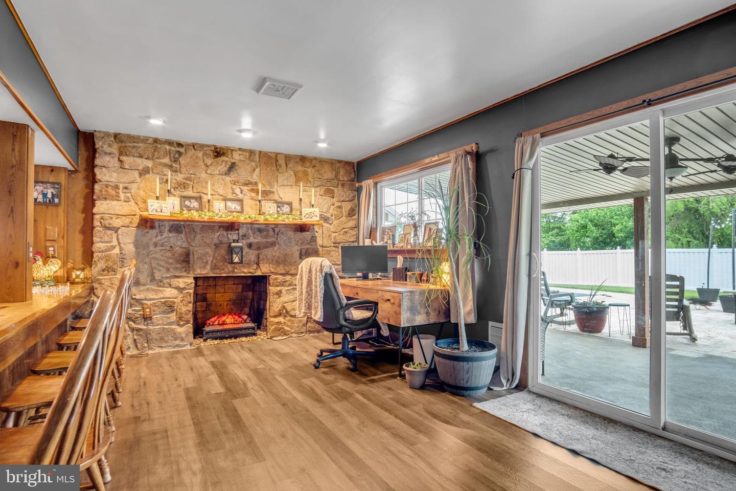 2181 Long Lane photo 33