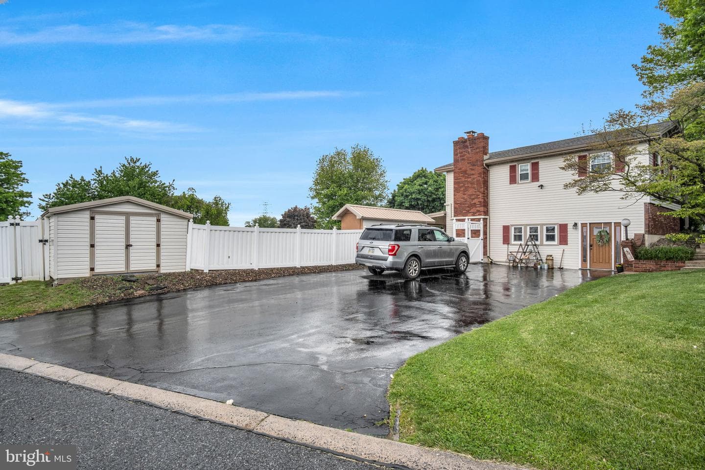 2181 Long Lane photo 42