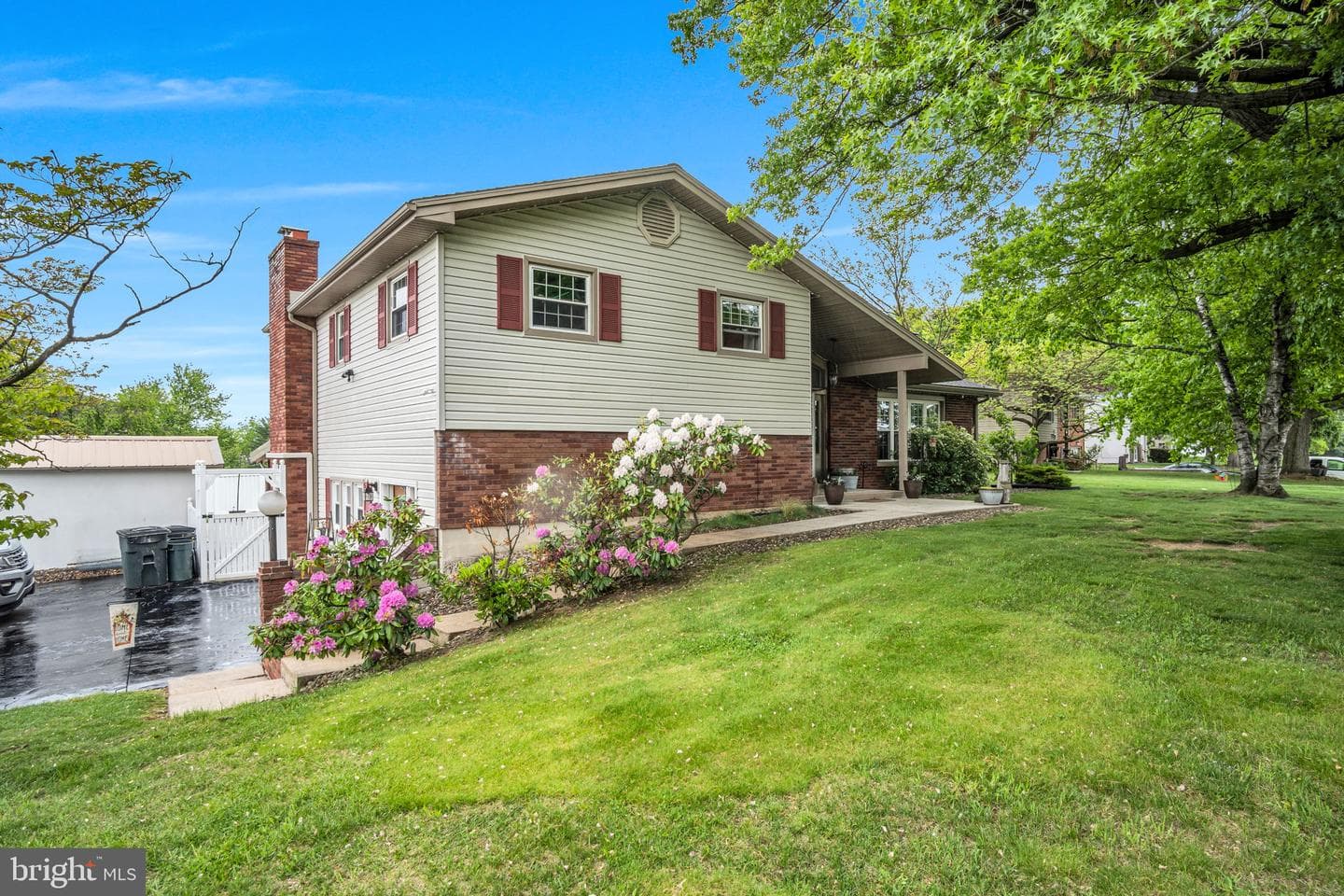 2181 Long Lane photo 44