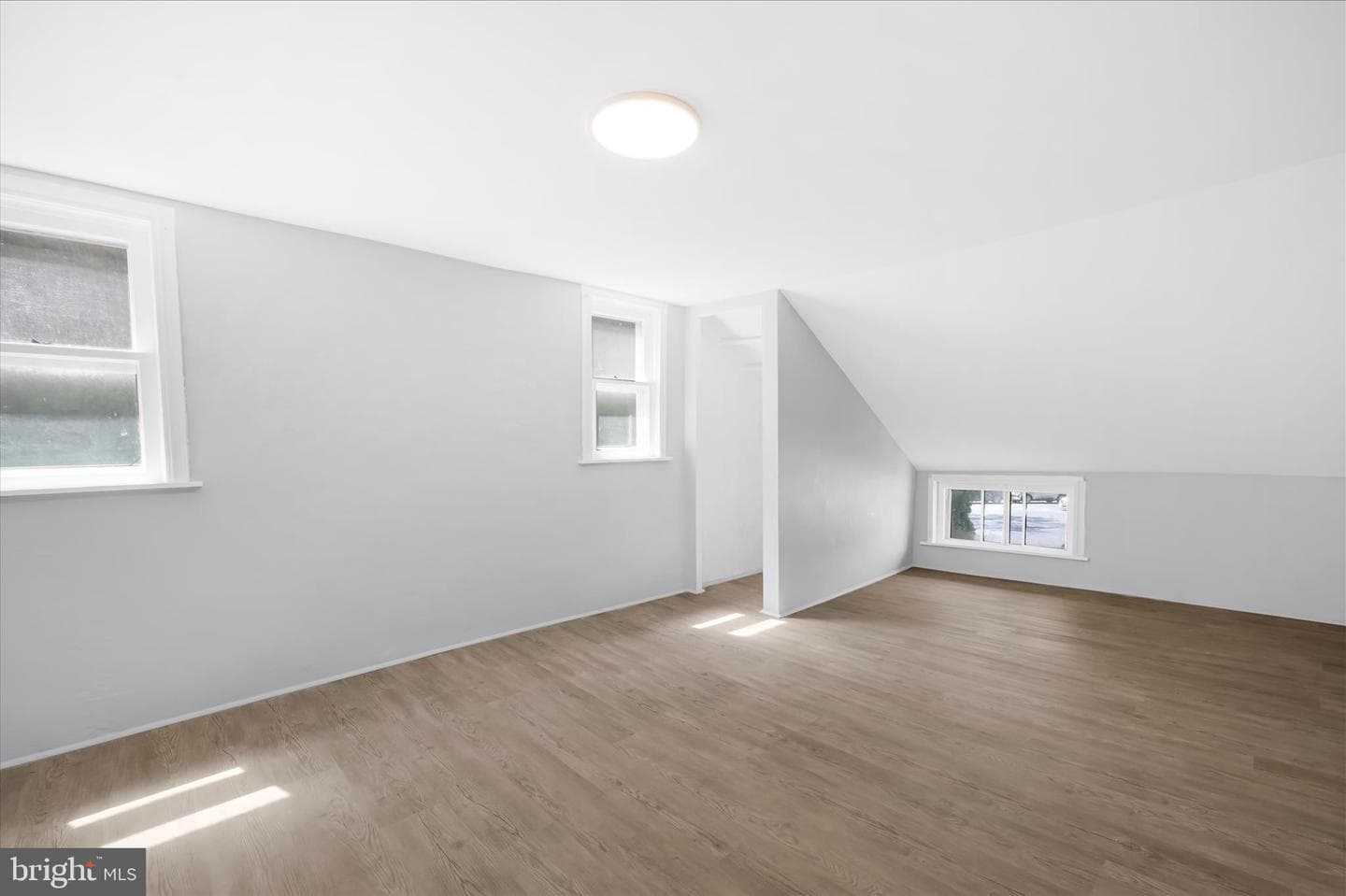 910 E Evergreen Road photo 15