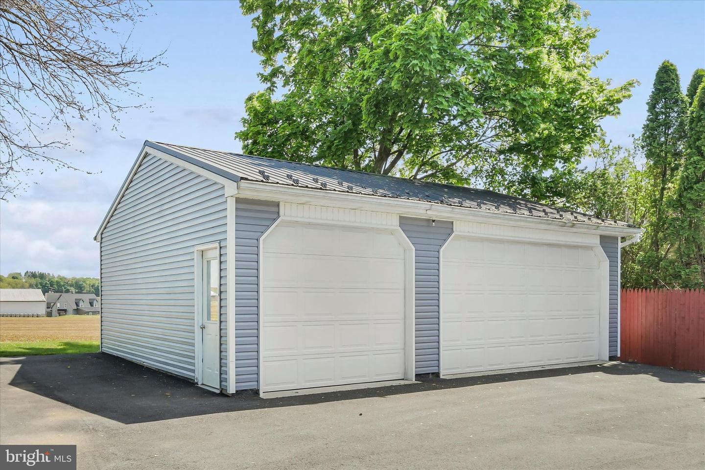 910 E Evergreen Road photo 20