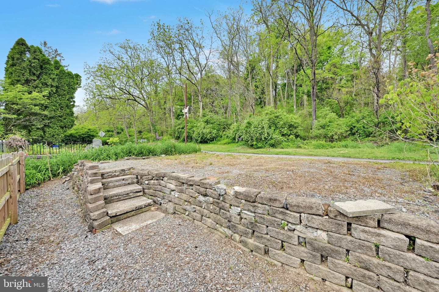 354 Boyd Street photo 22