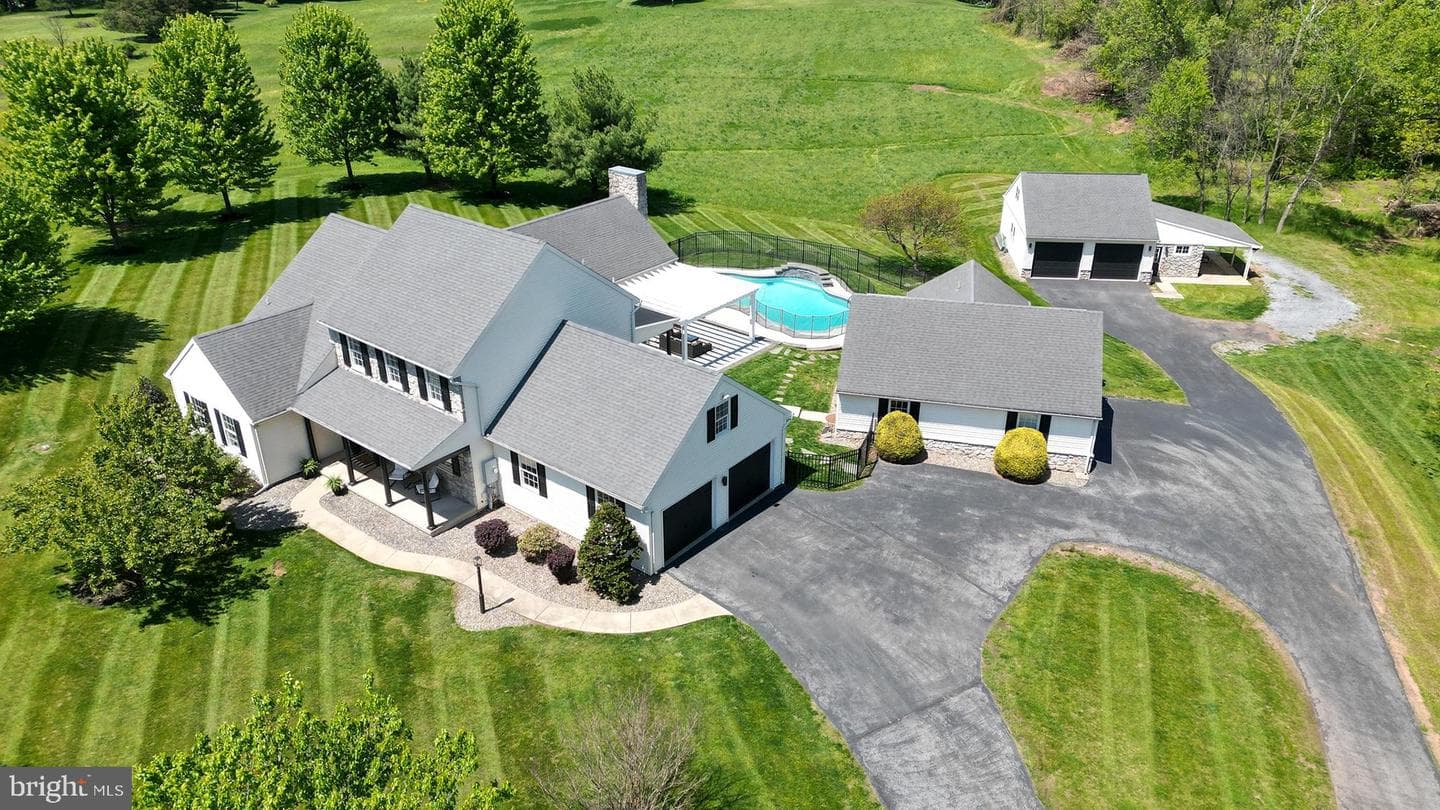 95 Laurel Lane
