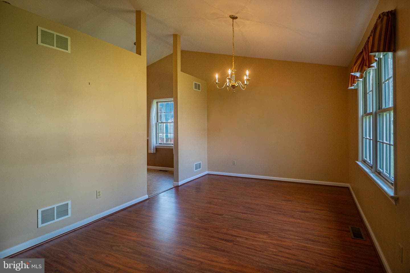 7 Southfield Road photo 8